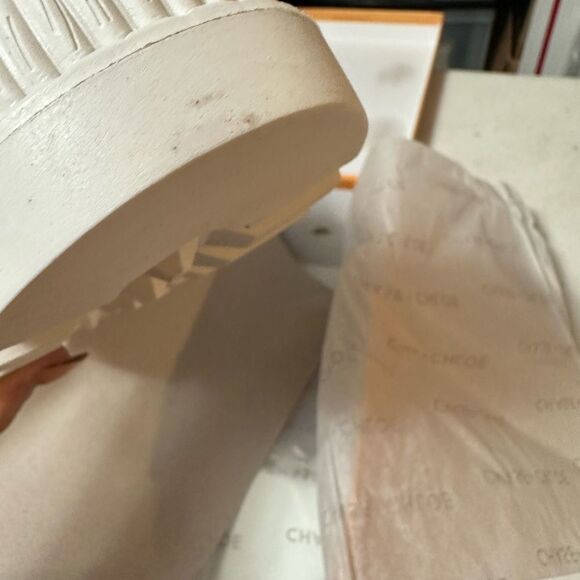 CHASE AND CHLOE Chelsey Shiny Patent Lug Sole Lace Up Side Zip Combat Boots 8.5 - Picture 5 of 5